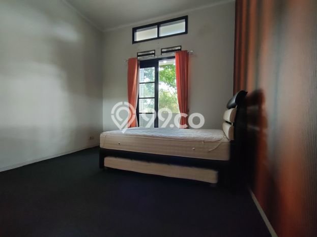 Rumah Mewah LB 336m2 Siap Huni Desain Elegan di Kota Baru Parahyangan, Bandung Rumah Mewah LB 336m2 Siap Huni Desain Elegan di Kota Baru Parahyangan, Bandung