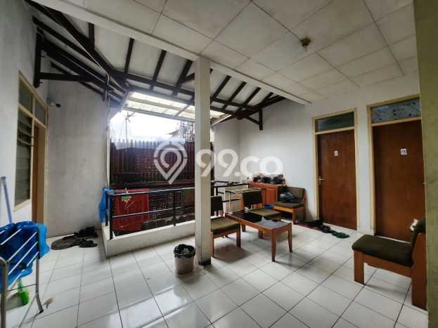 Rumah Elit Modern Tanpa Renovasi di Cikutra Bandung Rumah Elit Modern Tanpa Renovasi di Cikutra Bandung