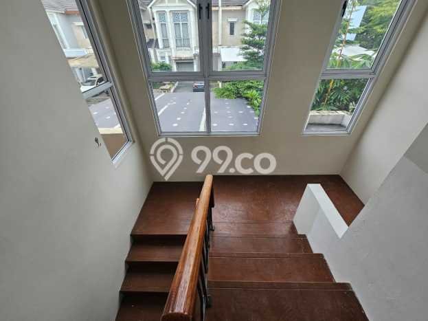 Rumah PREMIUM area BSD, Tangerang, Luas 160m² LB 130m² HARGA TERBAIK! Rumah PREMIUM area BSD, Tangerang, Luas 160m² LB 130m² HARGA TERBAIK!
