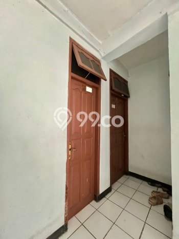 Rumah Kost untuk Dijual di Bintaro Punya 40 Kamar Rumah Kost untuk Dijual di Bintaro Punya 40 Kamar