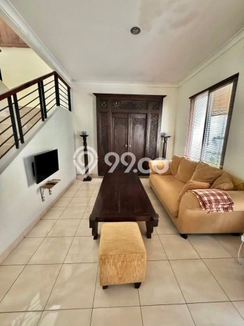 For Sale! Luxury House LT 180m2 Desain Modern di BSD For Sale! Luxury House LT 180m2 Desain Modern di BSD