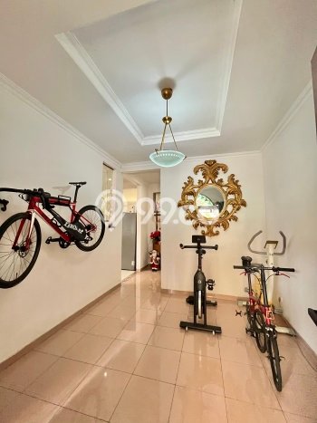 Dijual Rumah Mewah Megah Dengan View Eksklusif di Bintaro, Tangerang Selatan Dijual Rumah Mewah Megah Dengan View Eksklusif di Bintaro, Tangerang Selatan