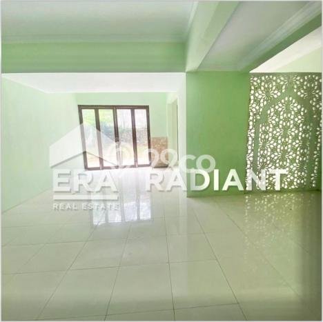 Dijual Rumah Mewah Megah Dengan View Cantik di Bintaro, Tangerang Selatan Dijual Rumah Mewah Megah Dengan View Cantik di Bintaro, Tangerang Selatan