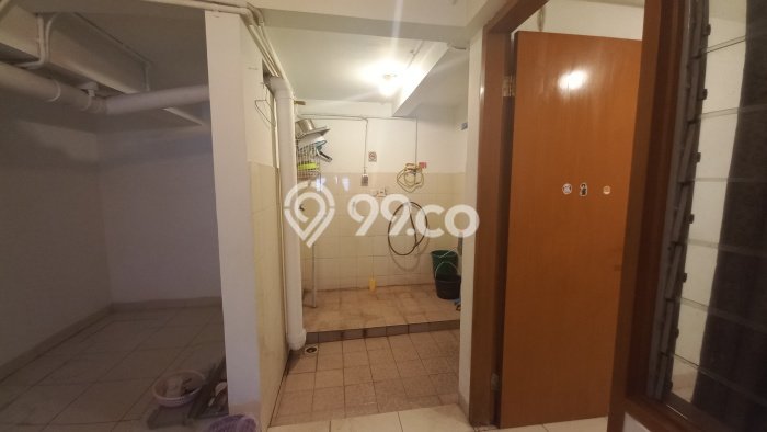 Hunian Strategis Disewakan 4 Kamar di Kebayoran Baru Boleh Nego Hunian Strategis Disewakan 4 Kamar di Kebayoran Baru Boleh Nego