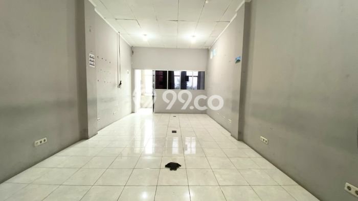 Dijual Ruko di Mampang Prapatan, Jakarta Selatan Harga Penawaran Spesial Dijual Ruko di Mampang Prapatan, Jakarta Selatan Harga Penawaran Spesial