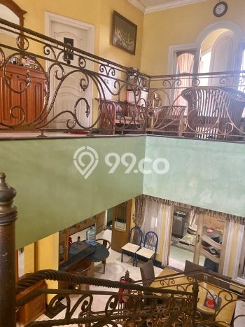 Hunian Mewah LB 250m2 Siap Pakai Desain Elegan di Bintaro, Tangerang Selatan Hunian Mewah LB 250m2 Siap Pakai Desain Elegan di Bintaro, Tangerang Selatan