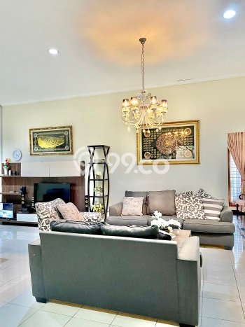 For Sale Rumah Mewah Exclusive di Ciputat Timur, Tangerang Selatan For Sale Rumah Mewah Exclusive di Ciputat Timur, Tangerang Selatan