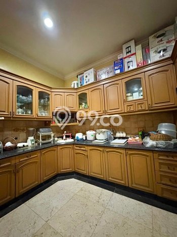 Hunian Mewah LB 250m2 Siap Pakai Desain Elegan di Bintaro, Tangerang Selatan Hunian Mewah LB 250m2 Siap Pakai Desain Elegan di Bintaro, Tangerang Selatan
