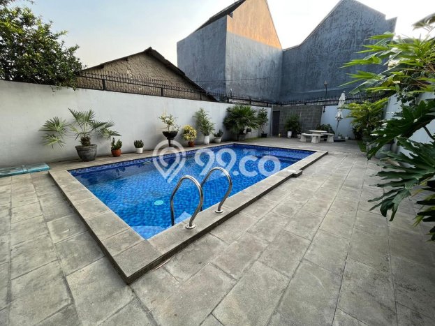 Rumah Elit Modern Tanpa Renovasi di Bintaro Tangerang Selatan Rumah Elit Modern Tanpa Renovasi di Bintaro Tangerang Selatan