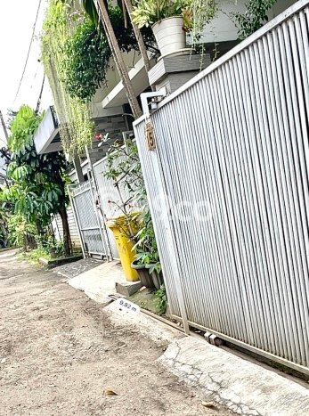 For Sale! Luxury House LT 200m2 Desain Modern di Bintaro For Sale! Luxury House LT 200m2 Desain Modern di Bintaro