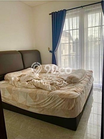 Rumah Luas Asri 3 KT Siap Pakai di Bintaro Tangerang Selatan Rumah Luas Asri 3 KT Siap Pakai di Bintaro Tangerang Selatan