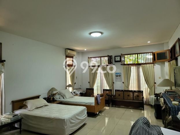Rumah Luxury Modern Siap Huni di Bintaro Jakarta Selatan Rumah Luxury Modern Siap Huni di Bintaro Jakarta Selatan