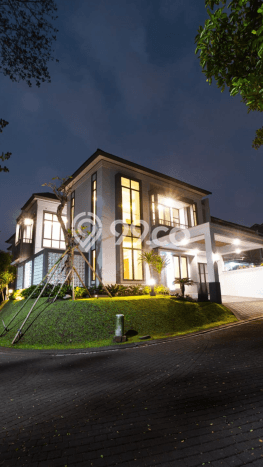 Hunian Mewah LB 352m2 Siap Huni Desain Elegan di BSD Delatinos, Tangerang Hunian Mewah LB 352m2 Siap Huni Desain Elegan di BSD Delatinos, Tangerang