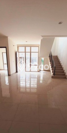 BEST LOCATION! Rumah kawasan , Dekat Stasiun, 3 KT, LT 120m2m² LB 157m2m² BEST LOCATION! Rumah kawasan , Dekat Stasiun, 3 KT, LT 120m2m² LB 157m2m²
