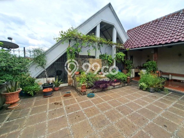 Ready to Use! Luxury House LT 261m2 Desain Elegan di Sunter Ready to Use! Luxury House LT 261m2 Desain Elegan di Sunter
