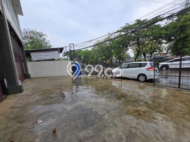 PELUANG EMAS! Kantor di Daan Mogot, Luas 1100m², Potensi Profit Tinggi PELUANG EMAS! Kantor di Daan Mogot, Luas 1100m², Potensi Profit Tinggi