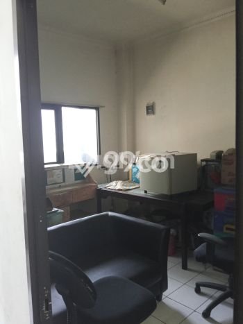 Ruko Strategis di Kota, Luas 203m², Lokasi Komersial, Ramai Ruko Strategis di Kota, Luas 203m², Lokasi Komersial, Ramai