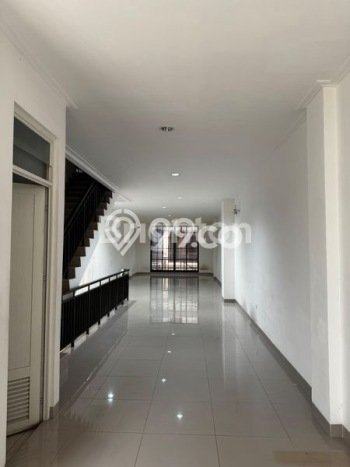 Ruko di Pantai Indah Kapuk, Luas 228m², Lokasi Berkembang Ruko di Pantai Indah Kapuk, Luas 228m², Lokasi Berkembang
