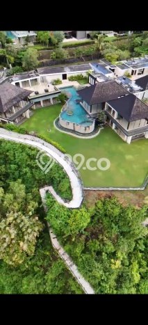 FOR SALE! Vila di , Area 2100m2m², Lokasi Premium FOR SALE! Vila di , Area 2100m2m², Lokasi Premium