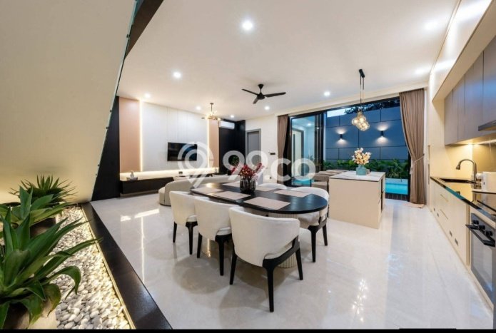 FOR SALE! Vila di , Area 200m2m², Posisi Strategis FOR SALE! Vila di , Area 200m2m², Posisi Strategis