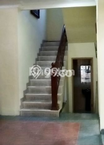 Disewakan! Rumah 8 Kamar Tidur &
3 Kamar Mandi di Batam Centre, Batam Disewakan! Rumah 8 Kamar Tidur &
3 Kamar Mandi di Batam Centre, Batam