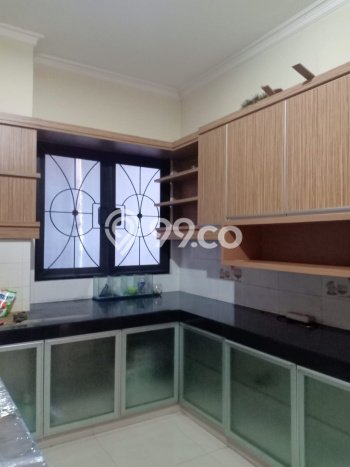 Dijual Rumah Luas Elegan Dengan View Eksklusif di Bekasi Kota, Bekasi Dijual Rumah Luas Elegan Dengan View Eksklusif di Bekasi Kota, Bekasi