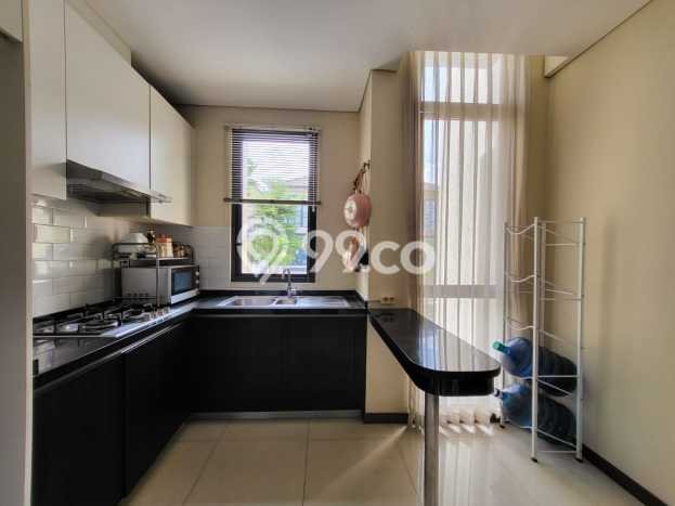 Jual Rumah Mewah Megah Dengan View Eksklusif di BSD City, Tangerang Jual Rumah Mewah Megah Dengan View Eksklusif di BSD City, Tangerang