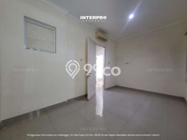 For Sale! Luxury House LT 105m2 Desain Modern di Daan Mogot For Sale! Luxury House LT 105m2 Desain Modern di Daan Mogot