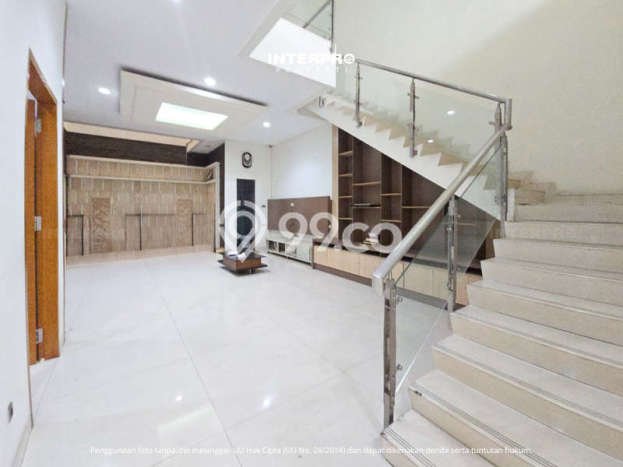 Rumah Elit Modern Siap Huni di Taman Ratu Jakarta Barat Rumah Elit Modern Siap Huni di Taman Ratu Jakarta Barat