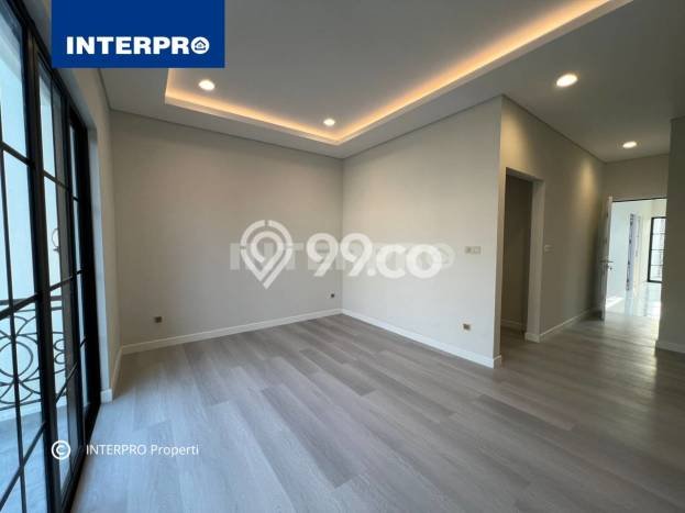 Dijual Rumah Eksklusif 3 KT di Kav DKI, Jakarta Barat Dijual Rumah Eksklusif 3 KT di Kav DKI, Jakarta Barat