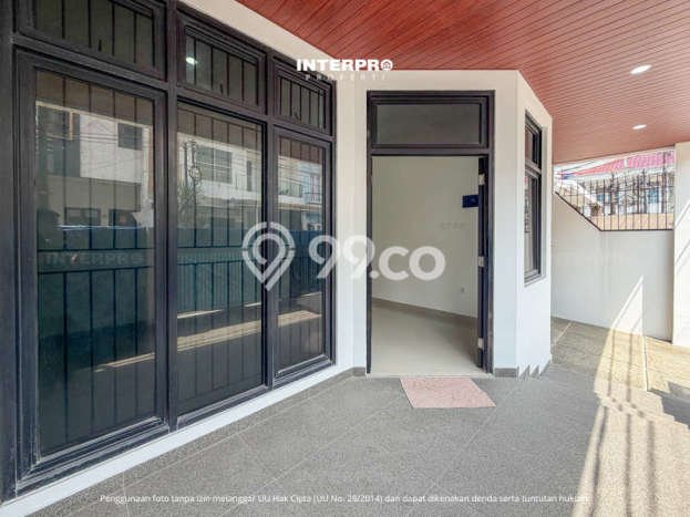 Dijual Rumah Luas Megah Dengan View Eksklusif di Puri Indah, Jakarta Barat Dijual Rumah Luas Megah Dengan View Eksklusif di Puri Indah, Jakarta Barat