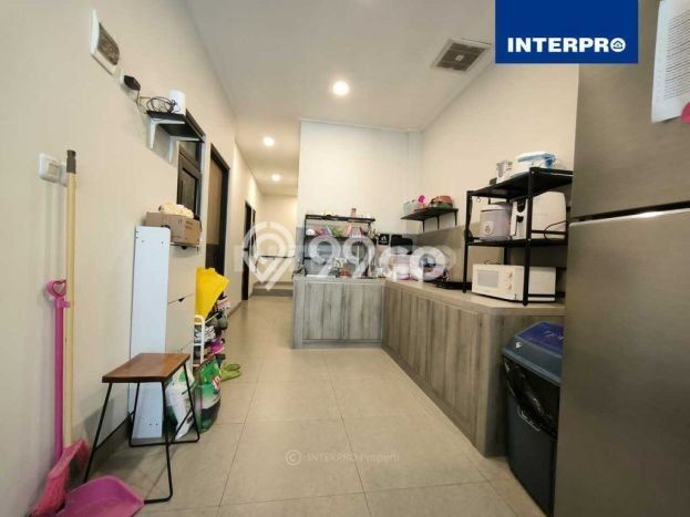 Rumah Elit Modern Tanpa Renovasi di Tanjung Duren Jakarta Barat Rumah Elit Modern Tanpa Renovasi di Tanjung Duren Jakarta Barat