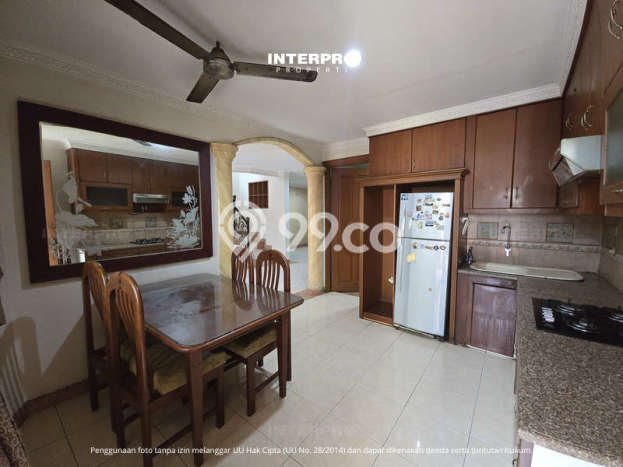 Rumah Elit Modern Tanpa Renovasi di Puri Indah Jakarta Barat Rumah Elit Modern Tanpa Renovasi di Puri Indah Jakarta Barat