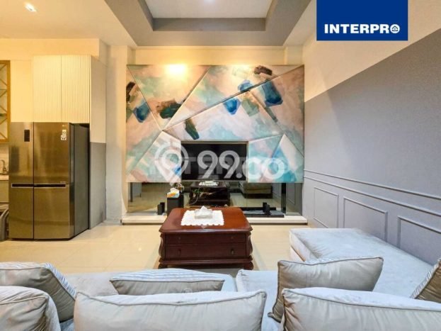 Rumah Mewah LB 325m2 Siap Pakai Desain Elegan di Taman Ratu, Jakarta Barat Rumah Mewah LB 325m2 Siap Pakai Desain Elegan di Taman Ratu, Jakarta Barat