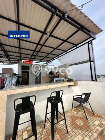 Jual Rumah Mewah Megah Dengan View Cantik di Meruya, Jakarta Barat Jual Rumah Mewah Megah Dengan View Cantik di Meruya, Jakarta Barat