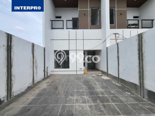 Rumah Modern 3 KT LT 100m2 di Kav DKI Rumah Modern 3 KT LT 100m2 di Kav DKI