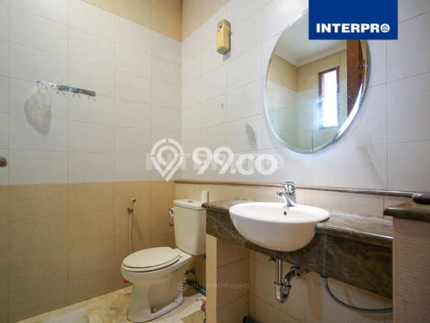 Dijual Rumah Luas Megah Dengan View Cantik di Sunrise Garden, Jakarta Barat Dijual Rumah Luas Megah Dengan View Cantik di Sunrise Garden, Jakarta Barat