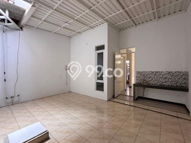 Jual Rumah Modern 2 KT di Taman Kopo Indah, Bandung Jual Rumah Modern 2 KT di Taman Kopo Indah, Bandung