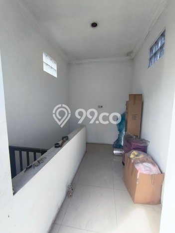 Rumah Modern 3 KT di Taman Holis Indah Bandung Full Furnished Rumah Modern 3 KT di Taman Holis Indah Bandung Full Furnished