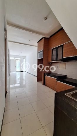 Rumah Strategis di Margaasih, Bandung, LT 102m2m² Bangunan 85m2m² - HARGA NEGO! Rumah Strategis di Margaasih, Bandung, LT 102m2m² Bangunan 85m2m² - HARGA NEGO!