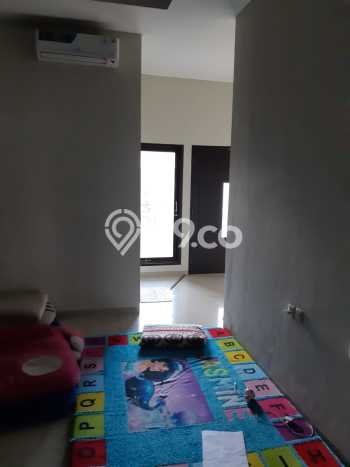 Ready to Use! Premium House LT 200m2 Desain Modern di Singgasana Ready to Use! Premium House LT 200m2 Desain Modern di Singgasana