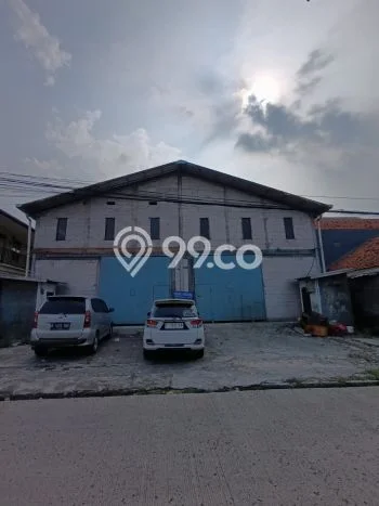 Gudang Disewa di Bogor dengan LB 450m2 Area Komersial Ramai Gudang Disewa di Bogor dengan LB 450m2 Area Komersial Ramai