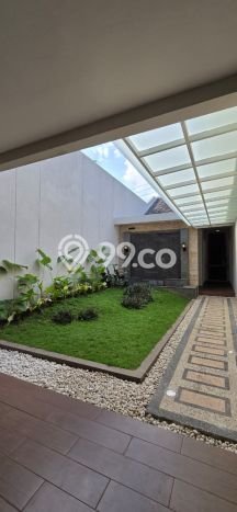 Dijual Rumah Premium dengan Fasilitas Sekitar Komplit di Wiyung, Surabaya Dijual Rumah Premium dengan Fasilitas Sekitar Komplit di Wiyung, Surabaya