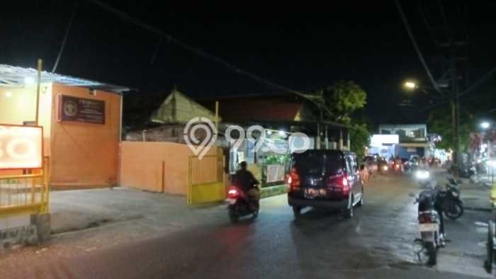 Komersial Dijual di Surabaya LT 260m2 & LB 220m2 Lokasi Terbaik! Komersial Dijual di Surabaya LT 260m2 & LB 220m2 Lokasi Terbaik!
