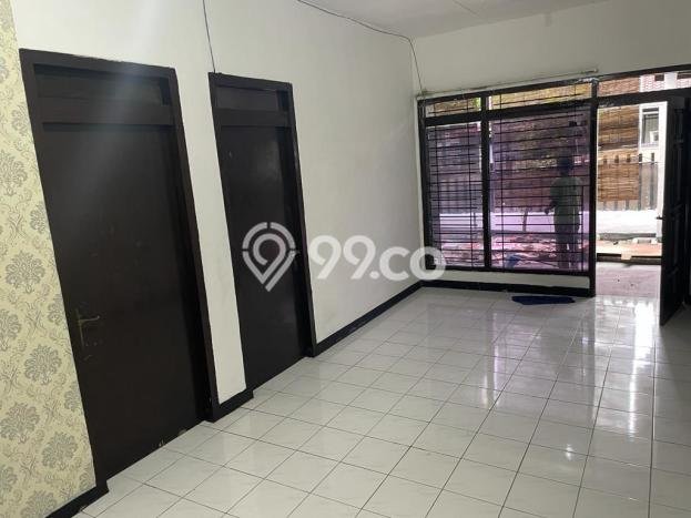 Sewa Rumah Harga Terjangkau di Surabaya Kota Surabaya dengan 4 Kamar Tidur Sewa Rumah Harga Terjangkau di Surabaya Kota Surabaya dengan 4 Kamar Tidur