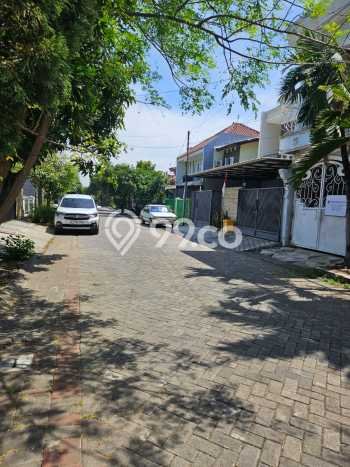 Dijual Rumah Premium dengan Fasilitas Sekitar Komplit di Rungkut, Surabaya Dijual Rumah Premium dengan Fasilitas Sekitar Komplit di Rungkut, Surabaya