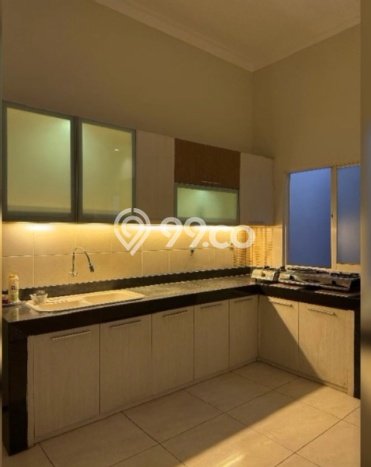 For Sale! Premium House LT 189m2 Desain Elegan di Surabaya Kota For Sale! Premium House LT 189m2 Desain Elegan di Surabaya Kota