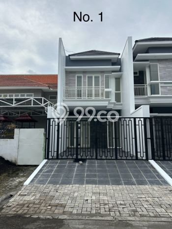 For Sale Hunian Rumah Terawat 4 KT di Surabaya Kota, Surabaya For Sale Hunian Rumah Terawat 4 KT di Surabaya Kota, Surabaya