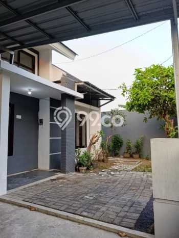 Disewakan segera rumah minimalis lokasi strategis 3 Kamar di Rungkut, Surabaya Disewakan segera rumah minimalis lokasi strategis 3 Kamar di Rungkut, Surabaya