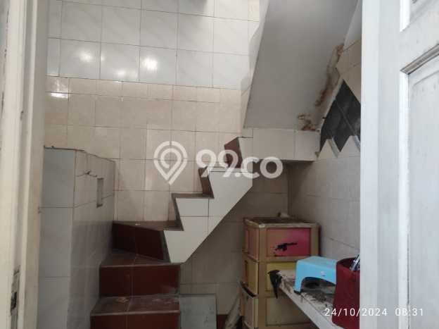 Dijual Rumah Premium dengan Fasilitas Sekitar Komplit di Rungkut, Surabaya Dijual Rumah Premium dengan Fasilitas Sekitar Komplit di Rungkut, Surabaya